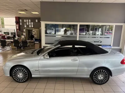 Gebraucht Mercedes CLK200 Avantgarde 184 PS (135 kW) 2008 Silber Cabrio