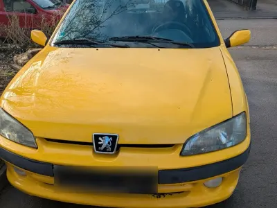 Gebraucht Peugeot 106 60 PS (44 kW) 2000 Gelb Kleinwagen