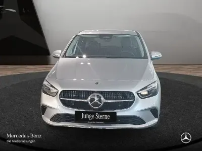 Gebraucht Mercedes B200 Progressive 163 PS (119 kW) 2025 Silber Kleinwagen