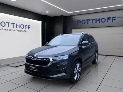 Gebraucht Skoda Karoq Selection 150 PS (110 kW) 2025 Blackmagic perleffekt SUV