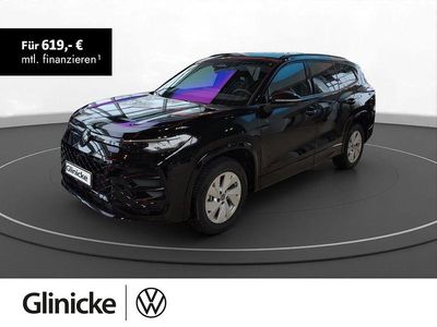 Neu VW Tayron R-line 150 PS (110 kW) 2026 Grenadillschwarz metallic SUV