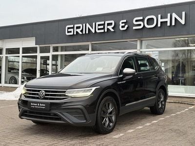 Deep black perleffekt Gebraucht 2022 VW Tiguan Allspace Life SUV | 24.950 € (Superpreis)