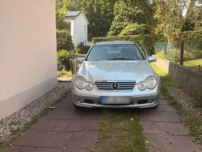 Gebraucht Mercedes C180 2002 Silber Coupé