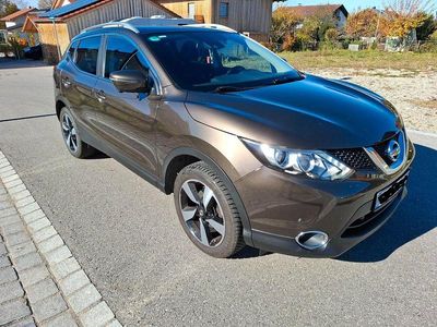Gebraucht Nissan Qashqai 360º 131 PS (96 kW) 2016 Bronze SUV