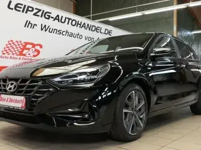 Gebraucht Hyundai i30 Edition 30+ 160 PS (117 kW) 2022 Andere Limousine