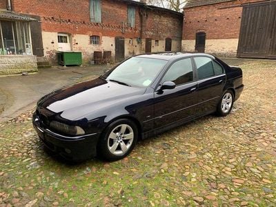 Usata BMW 525 M Sport 163 CV (119 kW) 2003 Blu Berlina