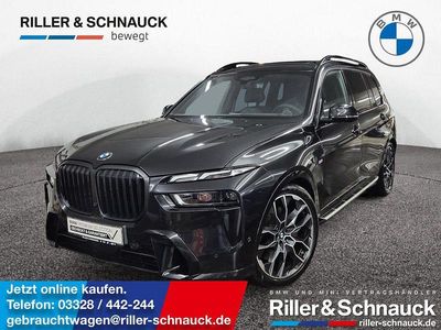 Black sapphire Gebraucht 2025 BMW X7 M Sport SUV | 88.950 € (Superpreis)