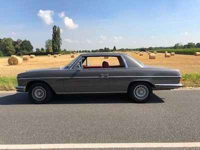 Gebraucht Mercedes W114 185 PS (136 kW) 1972 Grau Coupé