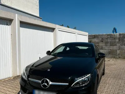 Gebraucht Mercedes C180 AMG line 156 PS (114 kW) 2016 Schwarz Coupé