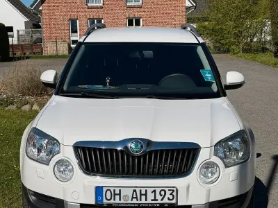 Gebraucht Skoda Yeti Active 105 PS (77 kW) 2013 Weiß SUV