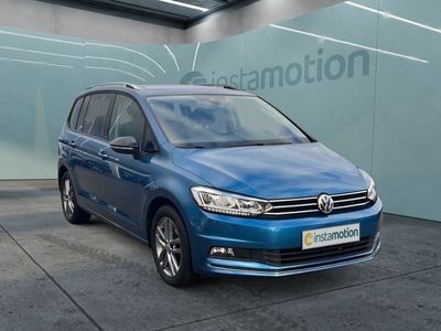 Blau Gebraucht 2019 VW Touran IQ Drive Van / Kleinbus | 28.900 € (Teuer)