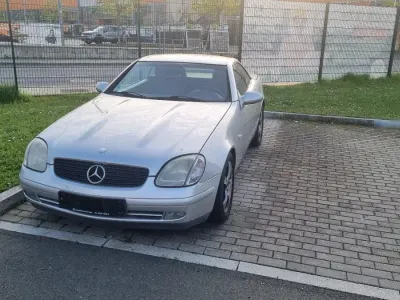 Gebraucht Mercedes SLK200 136 PS (100 kW) 1998 Silber Cabrio