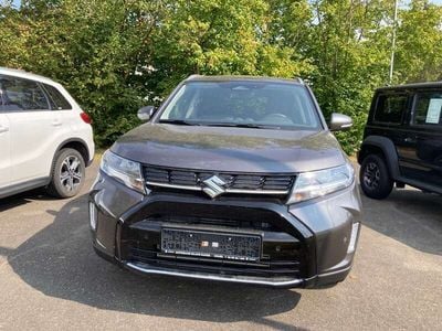Gebraucht Suzuki Vitara Comfort+ 129 PS (94 kW) 2024 Grau SUV