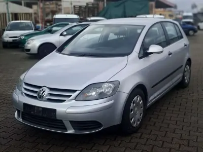 Gebraucht VW Golf IV Trendline 105 PS (77 kW) 2006 Reflexsilber metallic Limousine