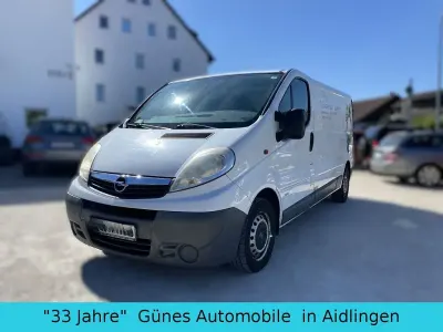 Usata Opel Vivaro 114 CV (83 kW) 2007 Bianco Monovolume