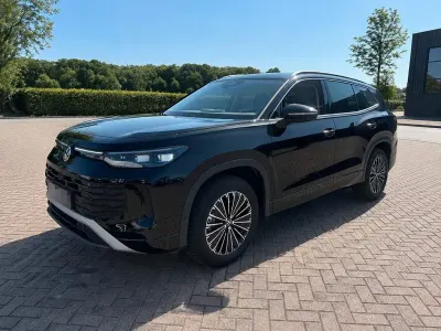 Gebraucht VW Tayron Life 150 PS (110 kW) 2026 Schwarz SUV