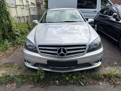 Mercedes 220