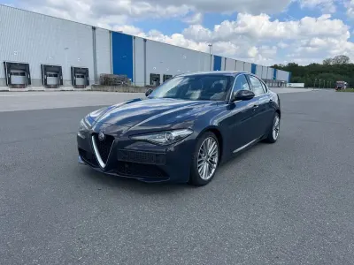 Gebraucht Alfa Romeo Giulia Super 179 PS (131 kW) 2016 Limousine