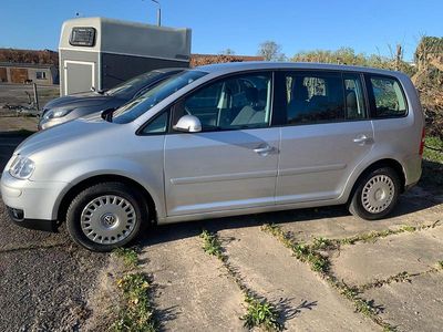 Gebraucht VW Touran Basis 105 PS (77 kW) 2004 Grau Van / Kleinbus