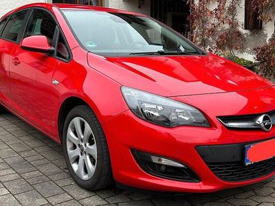 Gebraucht Opel Astra 120 PS (88 kW) 2015 Rot Limousine