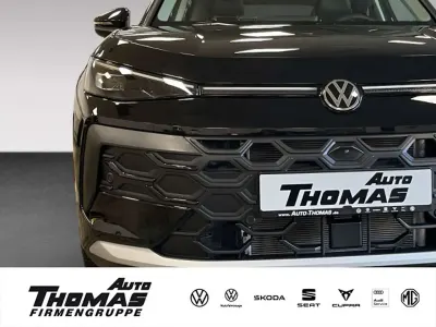 Gebraucht VW T-Roc Style 150 PS (110 kW) 2026 Grenadillschwarz metallic SUV