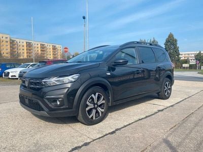 Gebraucht Dacia Jogger Comfort 110 PS (80 kW) 2022 Schwarz Van / Kleinbus