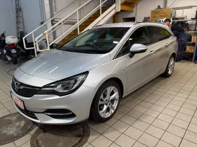 Brugt Opel Astra Elegance 122 HK (89 kW) 2019 Sølv Stationcar