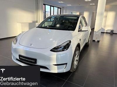 Weiß Gebraucht 2023 Tesla Model Y SUV | 36.100 € (Etwas zu teuer)