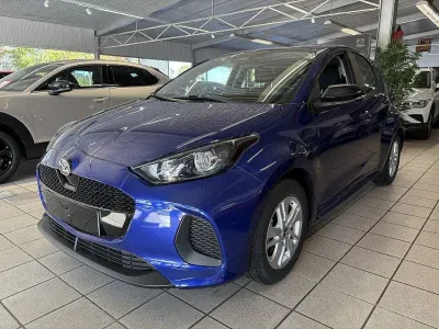 Usata Mazda 2 Center-Line 116 CV (85 kW) 2024 Blu Utilitaria