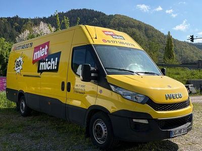 Usata Iveco Daily 116 CV (85 kW) 2015 Giallo Berlina