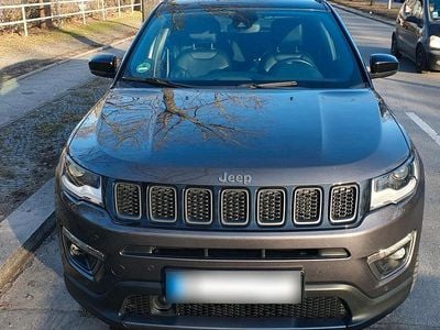 Gebraucht Jeep Compass 179 PS (131 kW) 2021 Grau SUV