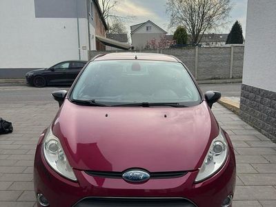 Gebraucht Ford Fiesta 82 PS (60 kW) 2008 Rot Kleinwagen