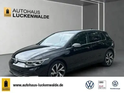 Gebraucht VW Golf VIII Style 131 PS (96 kW) 2024 Schwarz Limousine