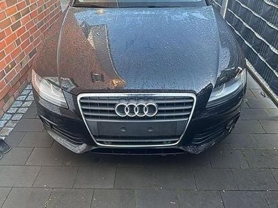 Schwarz Gebraucht 2009 Audi A4 Ambiente Kombi | 2.750 € (Superpreis)