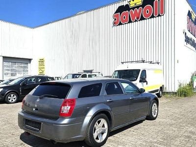 Grau Gebraucht 2005 Dodge Magnum Kombi | 1.790 €