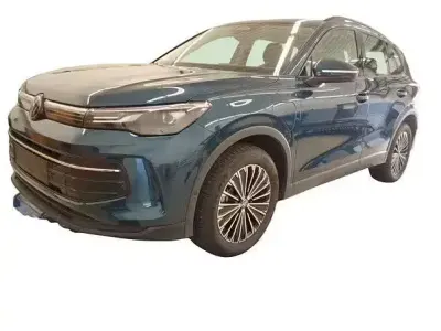Gebraucht VW Tiguan Life 204 PS (150 kW) 2025 Blau SUV