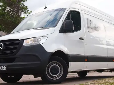 Gebraucht Mercedes Sprinter 163 PS (119 kW) 2023 Weiß Van