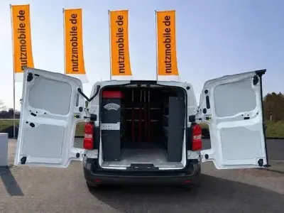 Usata Opel Vivaro Edition 120 CV (88 kW) 2021 Bianco Monovolume