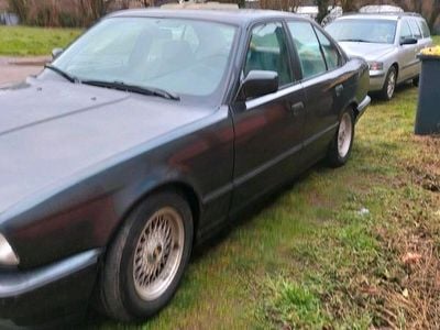 Gebraucht BMW 535 211 PS (155 kW) 1990 Schwarz Limousine