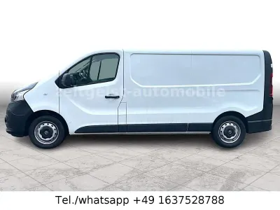 Usata Nissan NV300 120 CV (88 kW) 2022 Bianco Furgone