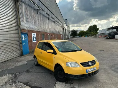 Brugt VW Fox 55 HK (40 kW) 2008 Gul Hatchback