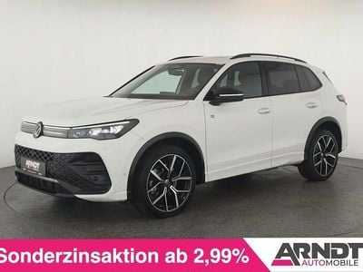 Gebraucht VW Tiguan R-line 265 PS (194 kW) 2025 Pure white SUV
