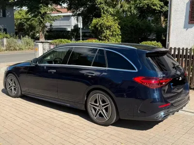 Gebraucht Mercedes C200 AMG line 204 PS (150 kW) 2021 Blau Kombi