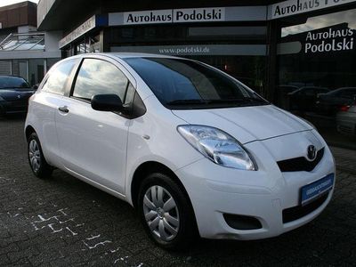 Weiß Gebraucht 2010 Toyota Yaris Basis Kleinwagen | 2.900 € (Fairer Preis)