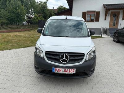 Mercedes Citan 109