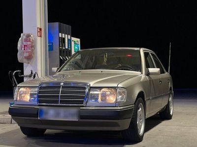 gebraucht Mercedes E230 W124