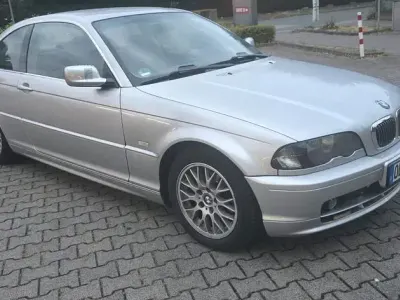 Gebraucht BMW 320 Sport Line 170 PS (125 kW) 2001 Silber Coupé
