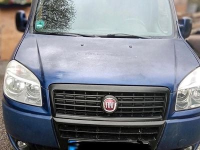 Second-hand Fiat Doblò 81 CP (59 kW) 2008 Albastru Monovolum