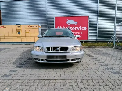 Gebraucht Volvo V40 122 PS (89 kW) 2003 Silber Kombi