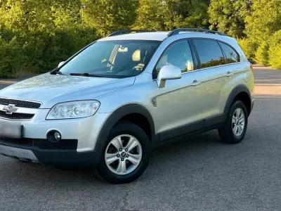 Gebraucht Chevrolet Captiva 136 PS (100 kW) 2009 Silber SUV